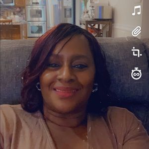 Meet your Posher, Lavonne